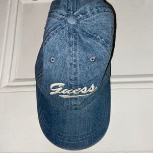 Guess jeans hat